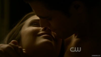 Stefan&Elena(1x10alebo1x11)